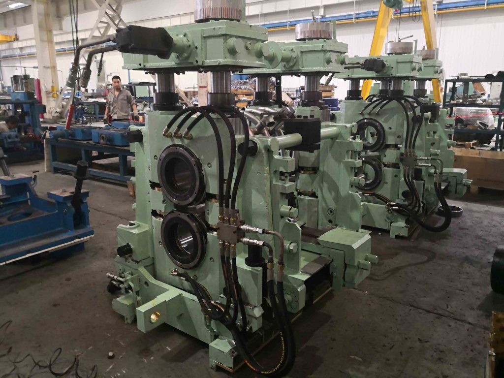 rolling process of the steel rolling mill