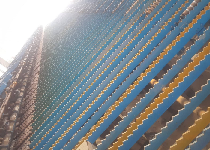 Rebar mill cooling bed